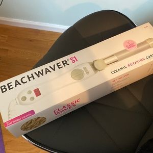 Brand new (not even opened) BEACHWAVER S1 ceramic rotating curling iron.